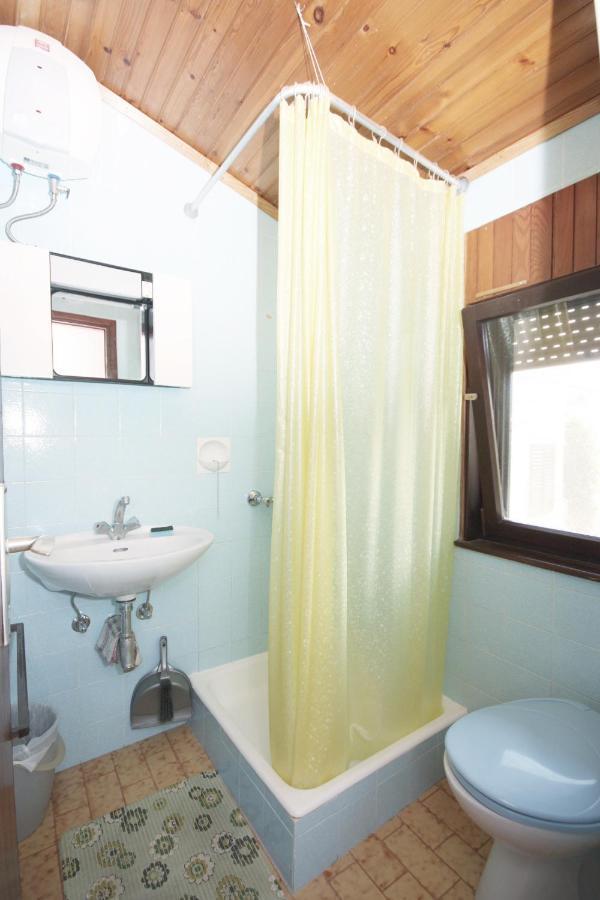 Apartments With A Parking Space Murter - 5103 Betina  Extérieur photo